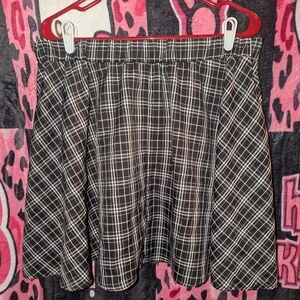 SHEIN Black and White Pleated Skater Mini Skirt